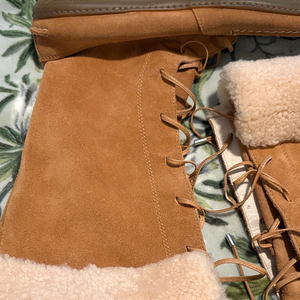 Sperry Tan Shearling-Lined Winter Lace Up Boots - Picture 3 of 9